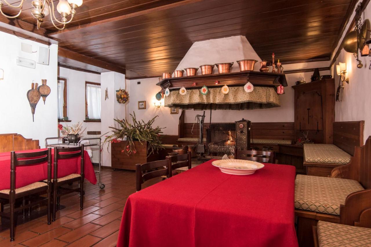 Al Sole Hotel Ristorante Dal 1870 피에베디카도레 외부 사진