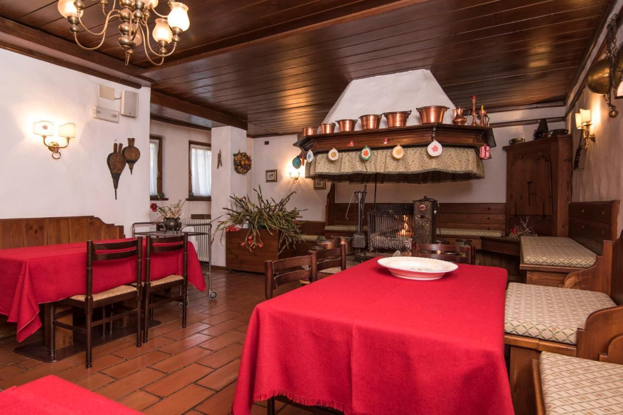Al Sole Hotel Ristorante Dal 1870 피에베디카도레 외부 사진
