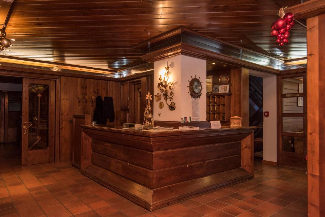 Al Sole Hotel Ristorante Dal 1870 피에베디카도레 외부 사진