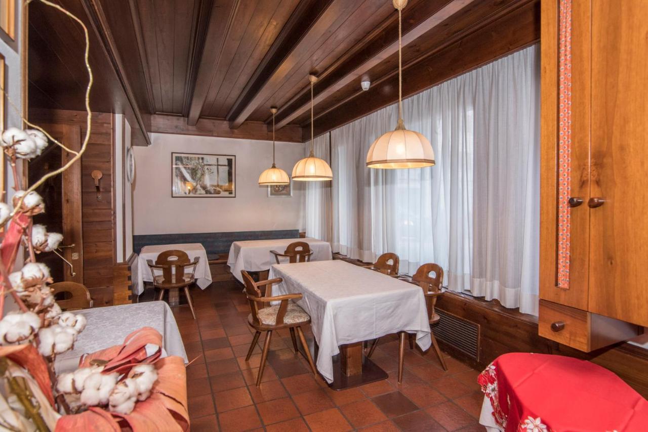 Al Sole Hotel Ristorante Dal 1870 피에베디카도레 외부 사진