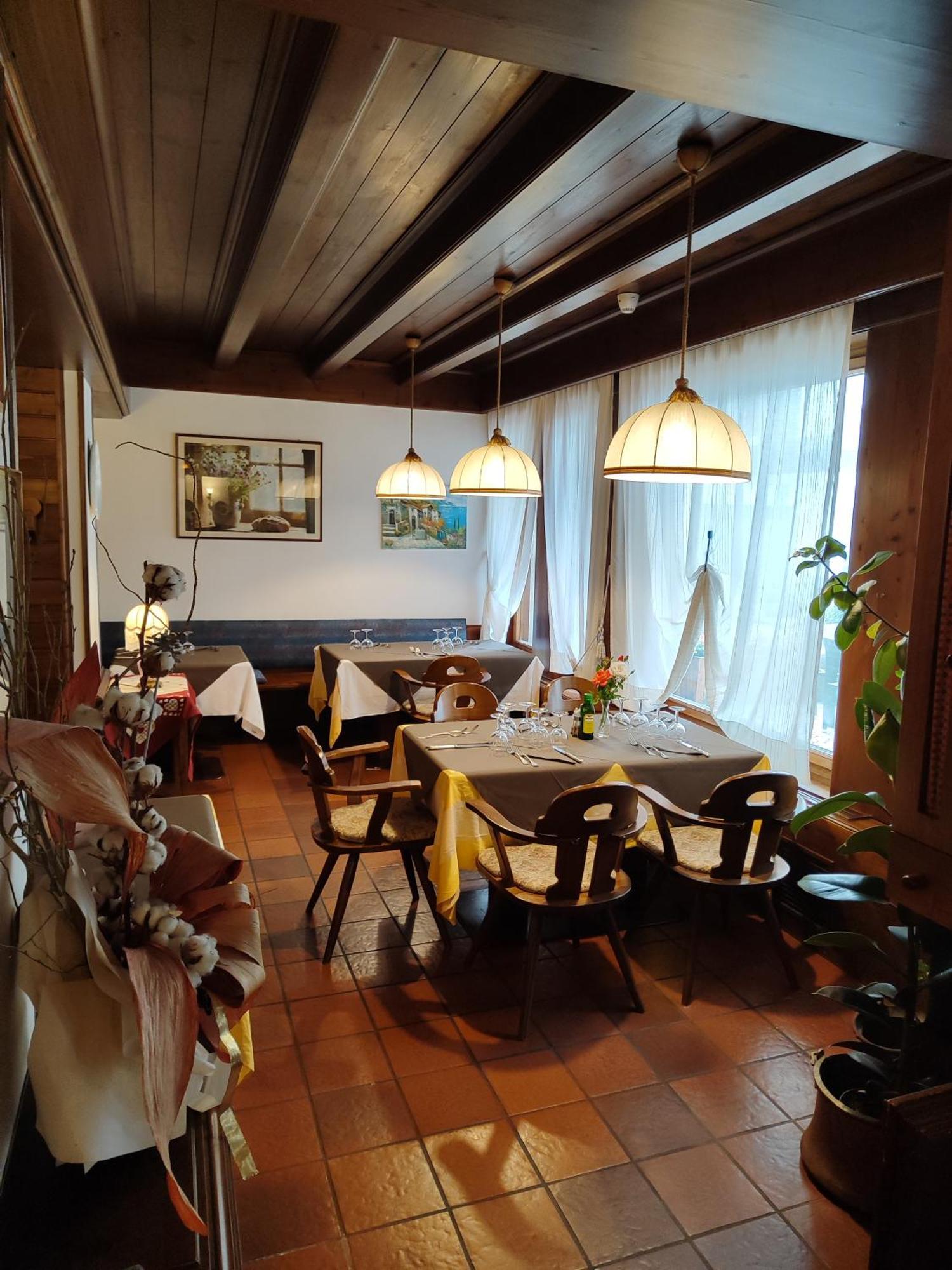 Al Sole Hotel Ristorante Dal 1870 피에베디카도레 외부 사진