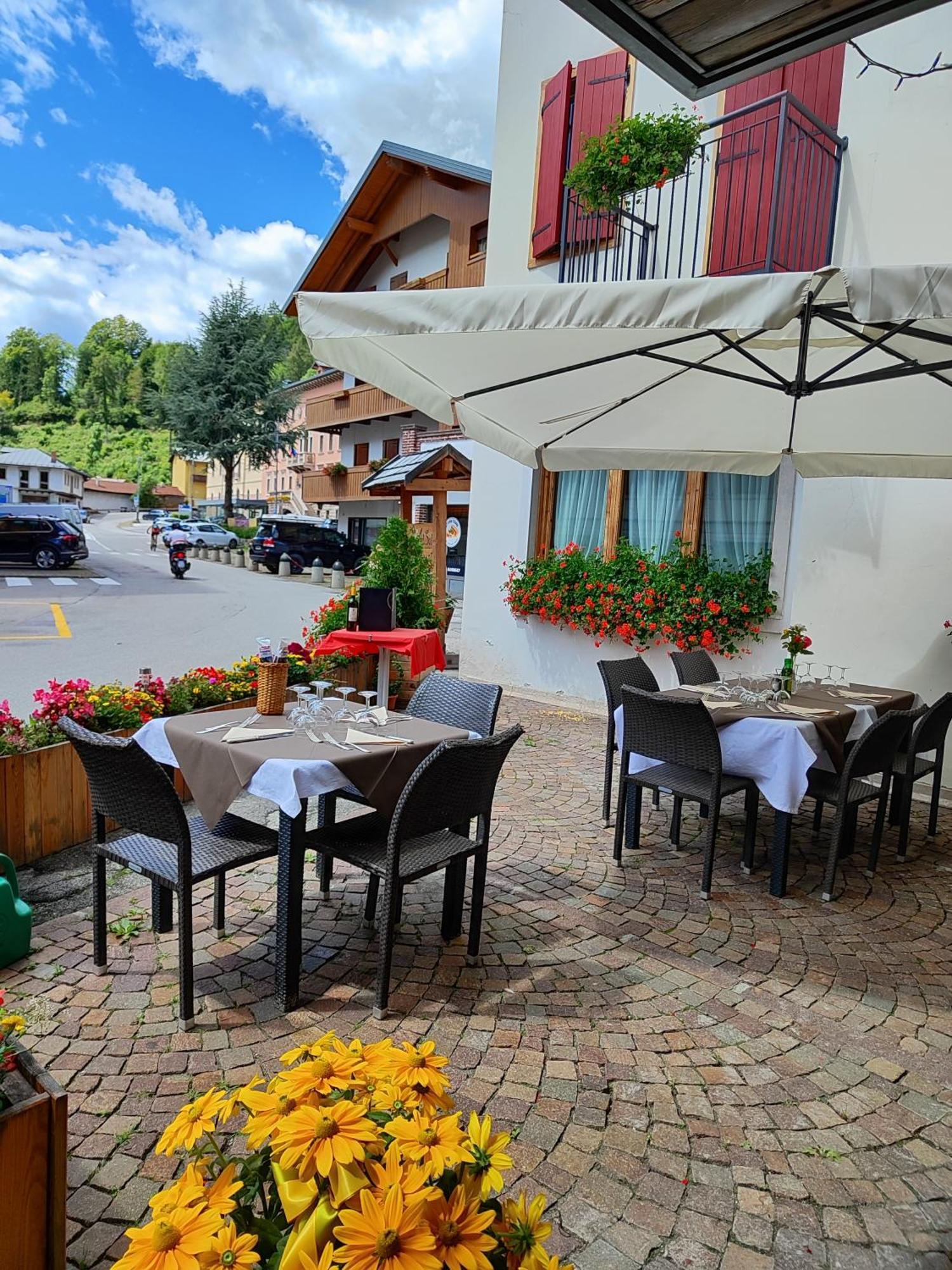 Al Sole Hotel Ristorante Dal 1870 피에베디카도레 외부 사진