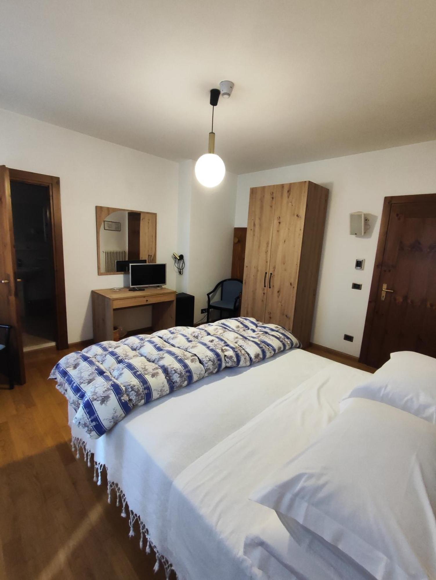 Al Sole Hotel Ristorante Dal 1870 피에베디카도레 외부 사진